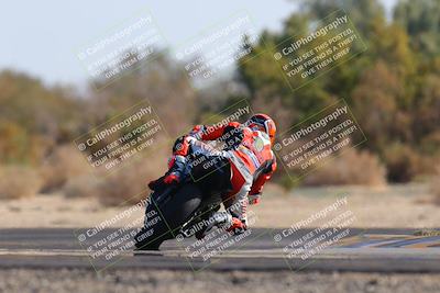 media/Dec-18-2022-SoCal Trackdays (Sun) [[8099a50955]]/Turn 7 Backside (1125am)/